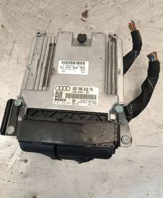 Audi A4 S4 B7 8E 8H Engine control unit/module 03G906016FQ 1039S13421 0281012547