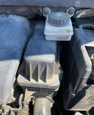Citroen C4 I Air filter box