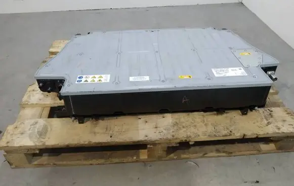 Mercedes-Benz C W205 Hybrid / electric car battery A2053402700