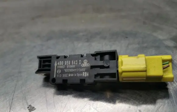 Audi A3 S3 8L Airbag deployment crash/impact sensor 4B0959643D