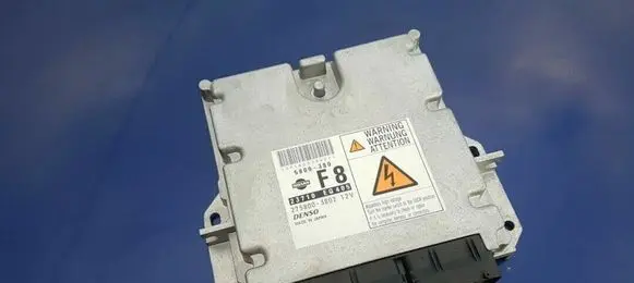 Nissan X-Trail T30 Engine control unit/module 23710EQ405