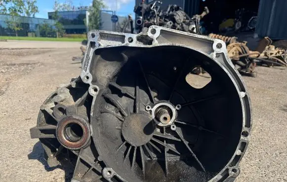 Volvo S40 Manual 5 speed gearbox 6n5R7002yc 231106123555