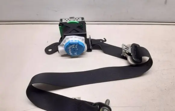 Mazda 6 Front seatbelt TKAH2EH928