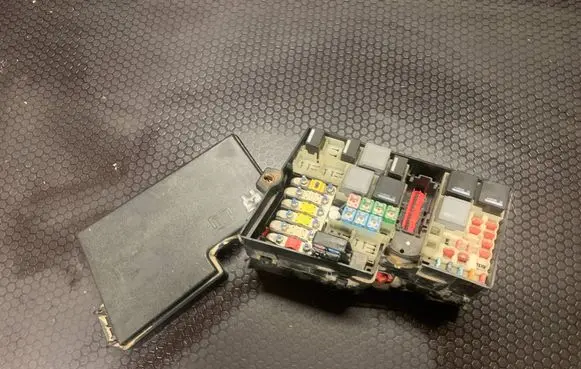 Ford Focus C-MAX Fuse box set 3m5t14a067bc R11F14F16F2 A1C3C4C9C12C15