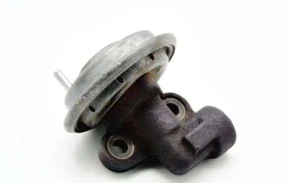 Ford Escort EGR valve 2FCE-9D475-A4A