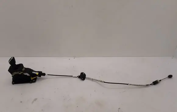 Volvo S60 Gear shifter/selector 31367586