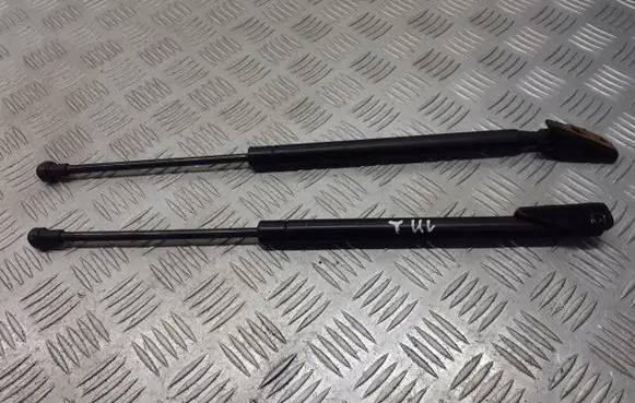 Toyota Corolla E120 E130 Tailgate hydraulic set 23863