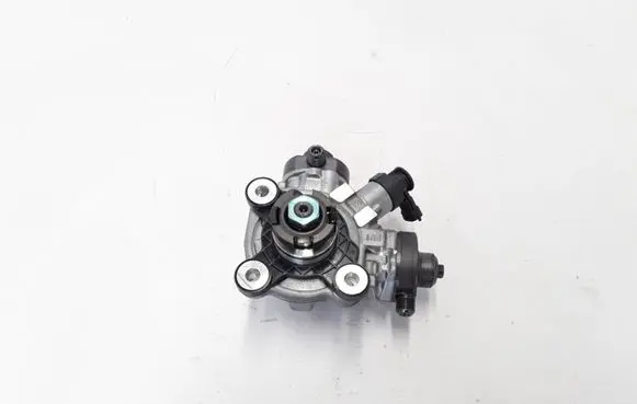 Volvo XC60 Fuel injection high pressure pump 31372081