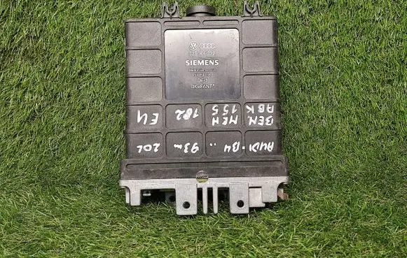 Audi 80 90 S2 B4 Engine control unit/module ECU 039906022