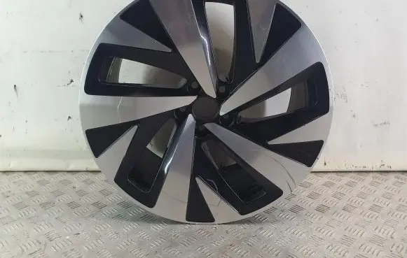 R20 alloy rim
