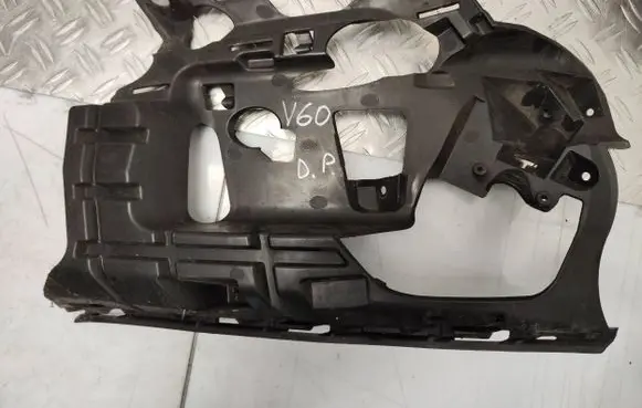 Volvo S60 Front bumper mounting bracket 31323841