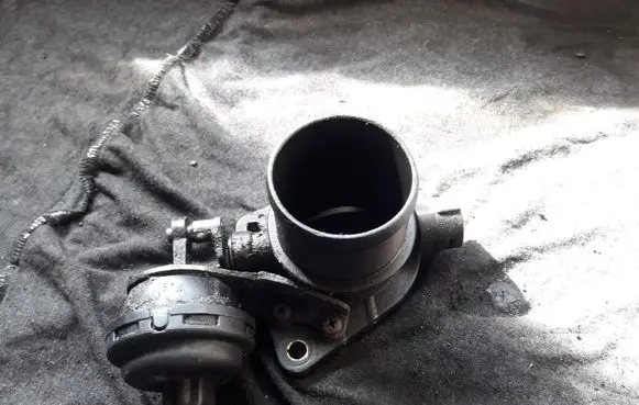 Renault Trafic II (X83) Engine shut-off valve 1123