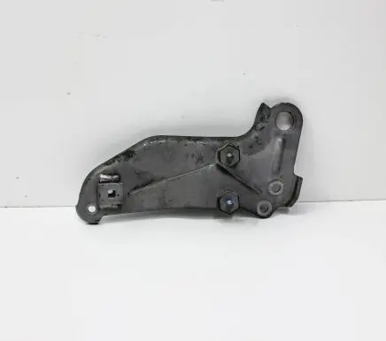 Mercedes-Benz CLA C117 X117 W117 Other engine bay part A2702200141