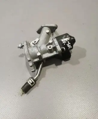 Toyota C-HR I EGR valve 2562037140
