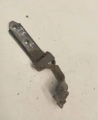 Volkswagen Transporter - Caravelle T5 Sliding door middle roller runner 7H0843338B