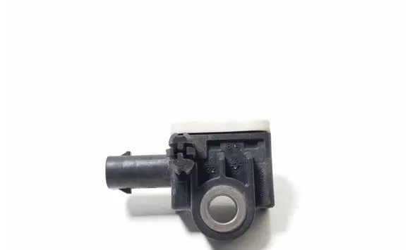 Mercedes-Benz B W246 W242 Airbag deployment crash/impact sensor A1668210151