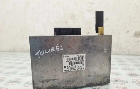 Volkswagen Touareg I Bluetooth control unit module 7L6035729F
