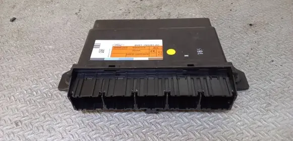Ford Kuga I Comfort/convenience module 8M5T19G481AC