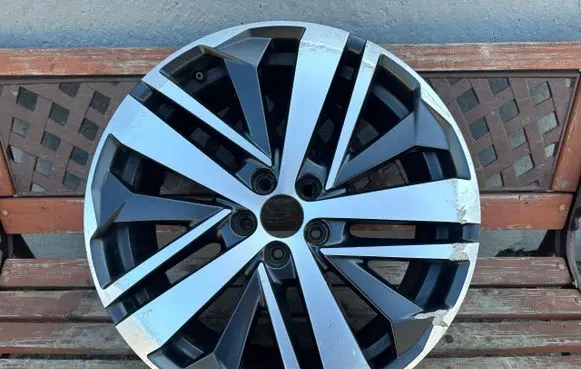 Peugeot 3008 I R19 alloy rim 