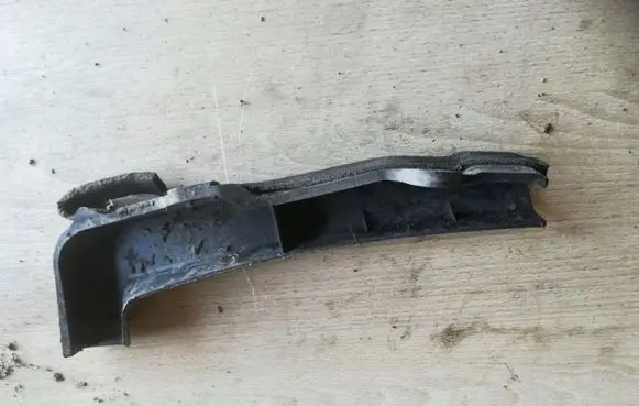 Hyundai Getz Intercooler air guide/duct channel 841831C000