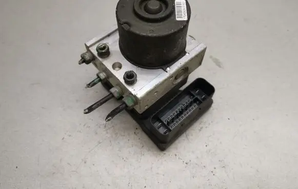 Ford Focus C-MAX ABS Pump 3M512M110CA 5WK84102