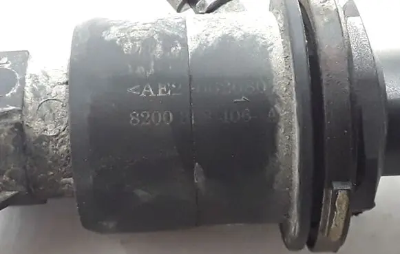 Renault Twingo II Clutch slave cylinder 8200368406