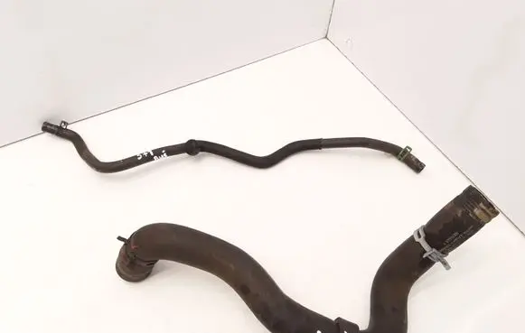 Renault Captur Engine coolant pipe/hose 215014208R 215014208