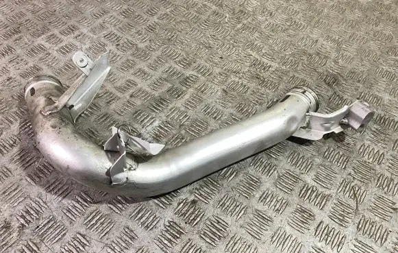 Volvo XC90 Intercooler hose/pipe 31370288