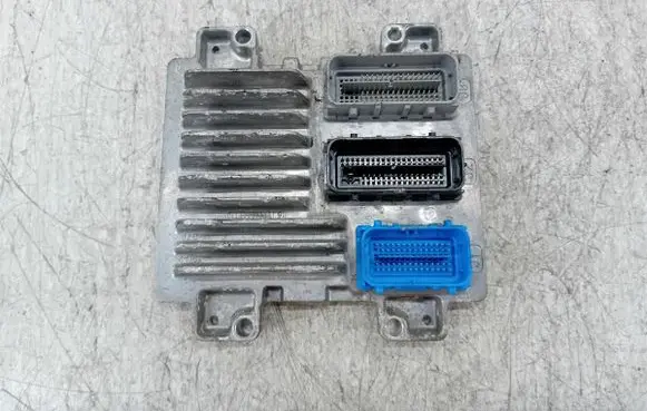 Opel Zafira C Engine control unit/module ECU 12673225