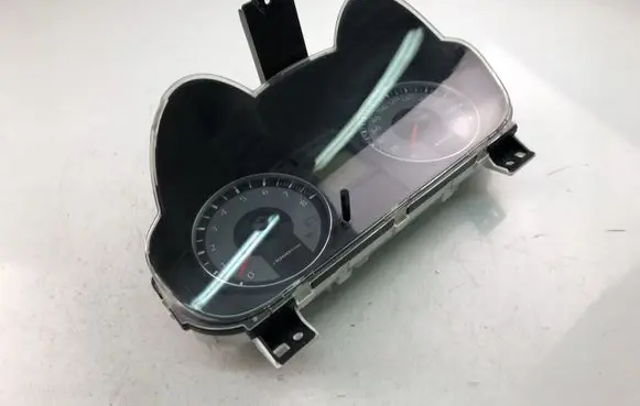 Mitsubishi Colt Speedometer (instrument cluster) 8100B081H