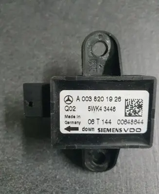 Mercedes-Benz R W251 Airbag deployment crash/impact sensor A0038201926 5WK43446