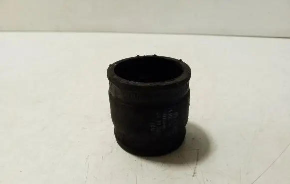 Volkswagen Golf III Intercooler hose/pipe 1H0145834
