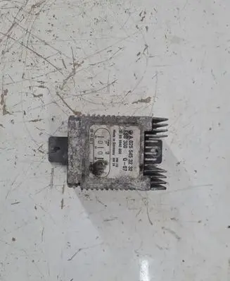 Mercedes-Benz A W168 Coolant fan relay A0255453232