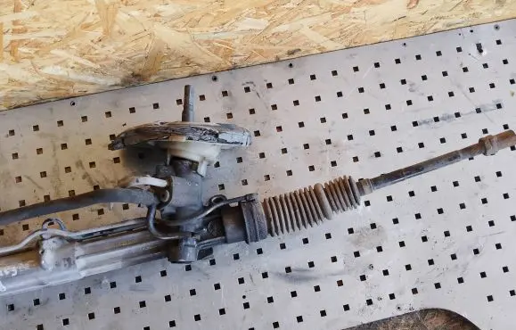 Ford Mondeo Mk III Steering rack RF1S7C3550AA