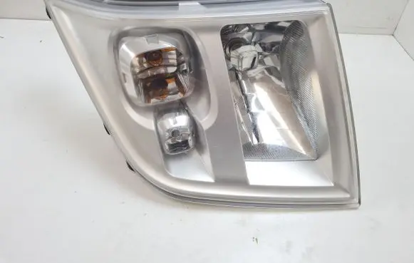 Ford Transit Headlight/headlamp 6C1113W030DE 6C1113W030