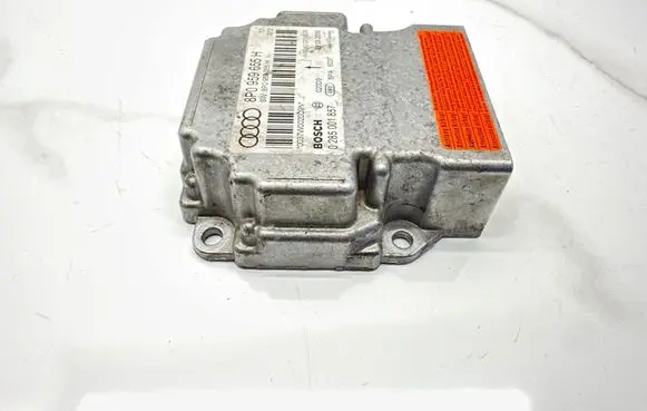 Audi A3 S3 8P Airbag control unit/module 8P0959655H 0285001857