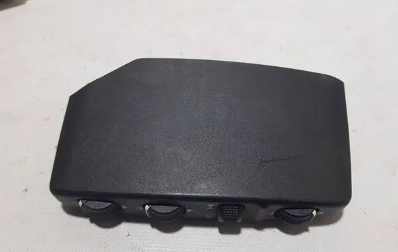Mercedes-Benz E C207 W207 Seat heating switch A0005254200DDDDFDS A0008008078 A0005254200