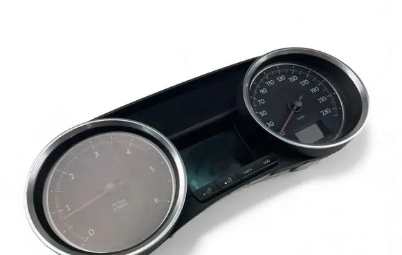 Citroen DS4 Speedometer (instrument cluster) 9675167180