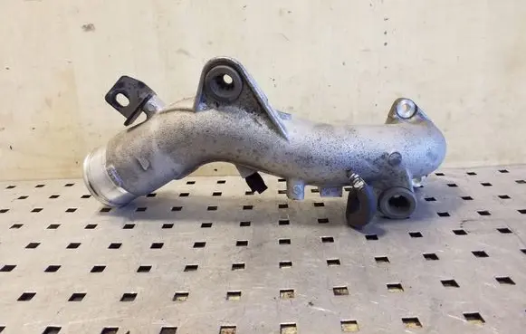 Nissan Juke I F15 Intercooler hose/pipe