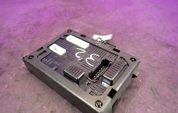 Renault Clio III Other control units/modules 