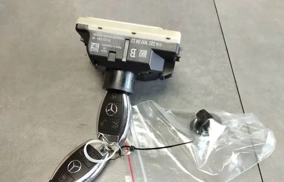 Mercedes-Benz GLC X253 C253 Ignition lock A2229003412