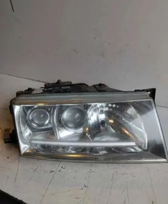 Skoda Octavia Mk1 (1U) Headlight/headlamp 1U1941016