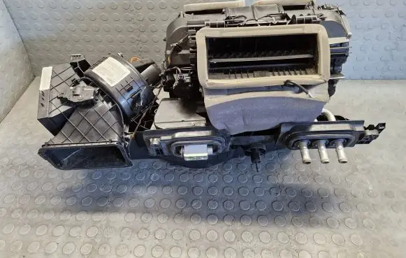 BMW X5 F15 Interior heater climate box assembly 6806542 GAT58366BD00