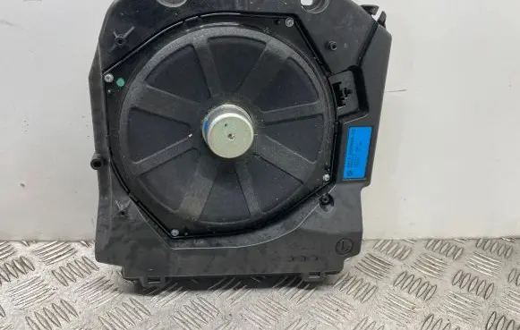 BMW 6 F06 Gran coupe Subwoofer speaker 9169685 65139169685