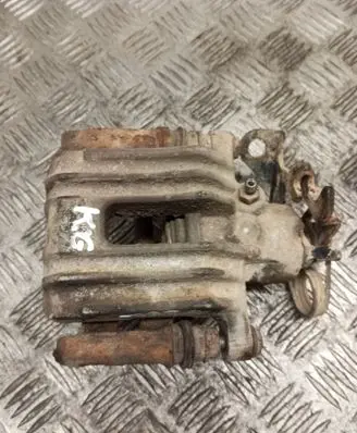 Volkswagen PASSAT B5 Rear brake caliper