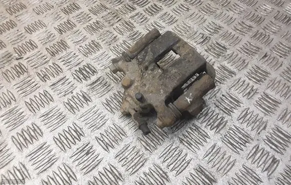 Nissan X-Trail T31 Rear brake caliper 