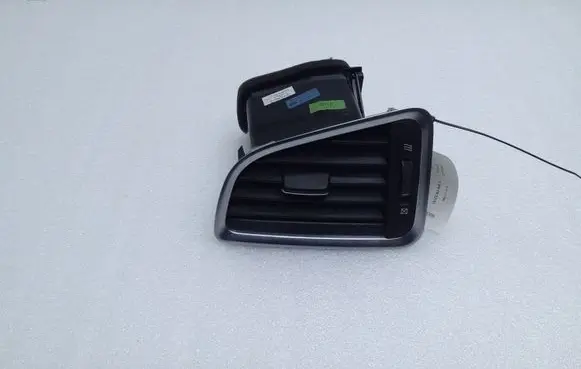 Suzuki SX4 S-Cross Dashboard side air vent grill/cover trim 7364061M00 7364061M00BJC