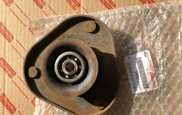 Toyota Auris E180 Front upper strut mount 4860902240