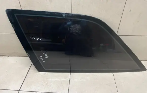Audi A6 S6 C4 4A Rear side window