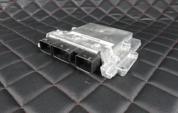 Ford Mondeo MK IV Engine control unit/module 6G9112A650CG
